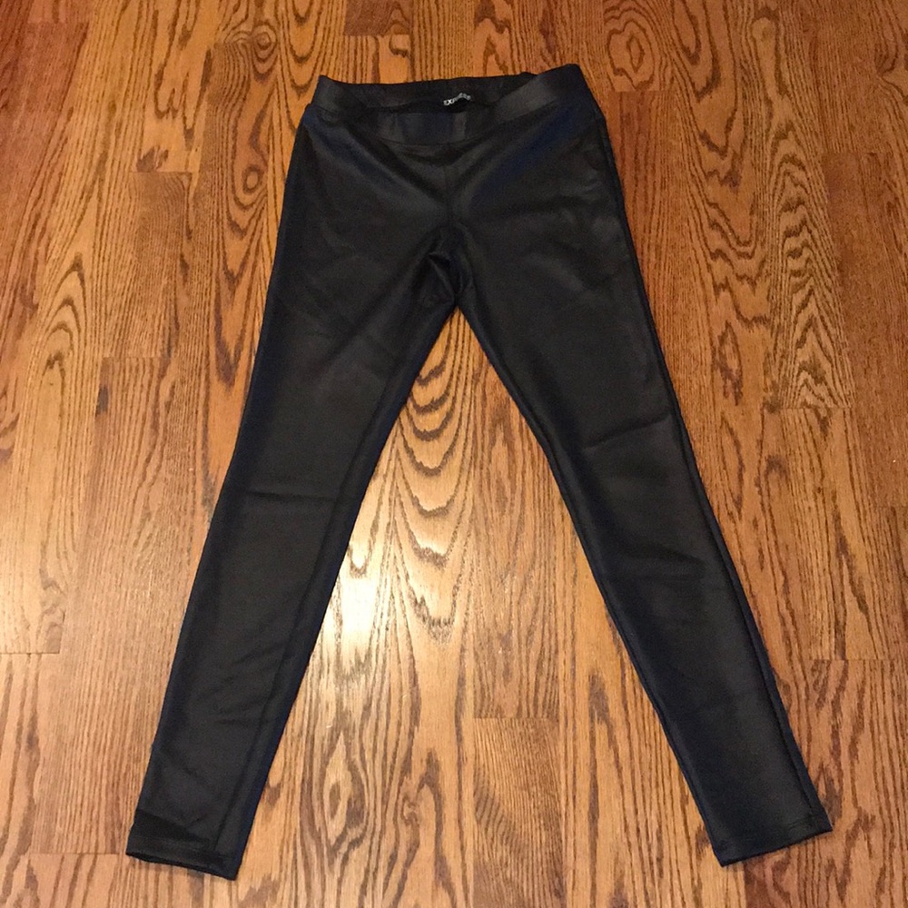 Leather leggings